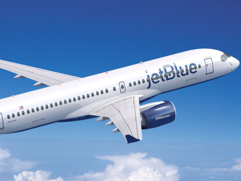 Jet Blue Plane in the sky